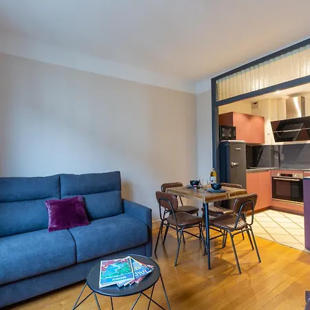 La Marmotte: 2 Persons, Center And Lake, 3* Apartment Annecy